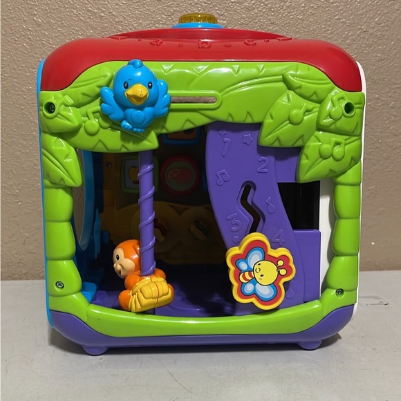 Vtech Sort & Discover Activity Cube Interactive Baby Toddler Learning Tool - Picture 2 of 6